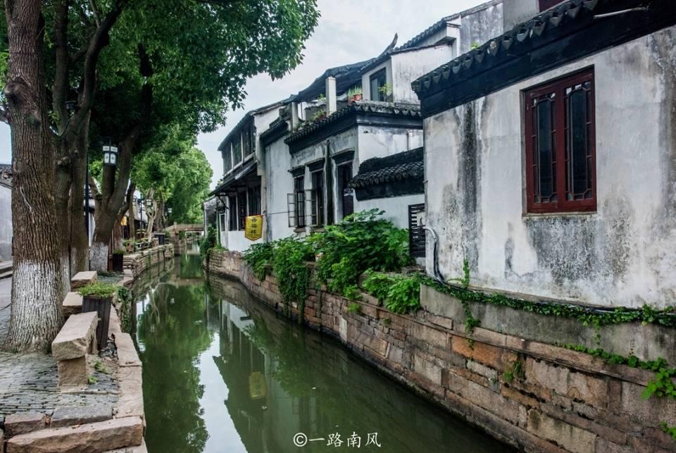 用作比较的说明方法介绍一种事物？游戏画面